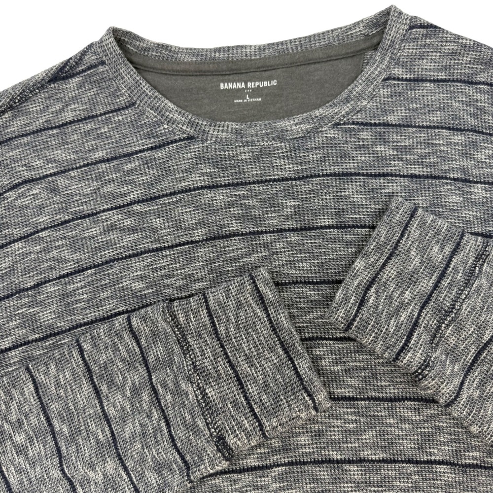 Banana Republic Mens Large Blue Striped Long Sleeve Marled Knit Crewneck Shirt